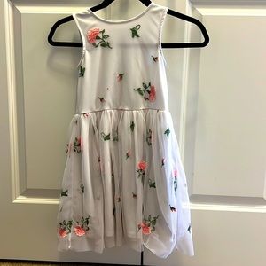 Girl’s dress